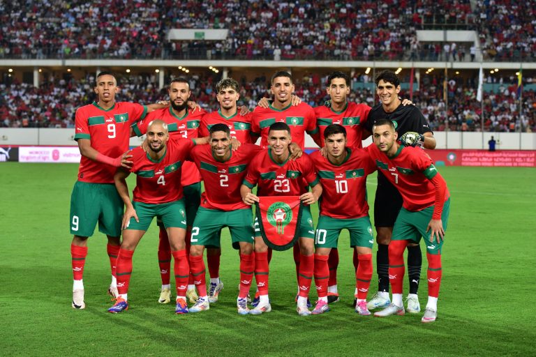 ميركاتو الأسود.. صراع أوروبي وعربي محتدم حول تحركات كتيبة الركراكي