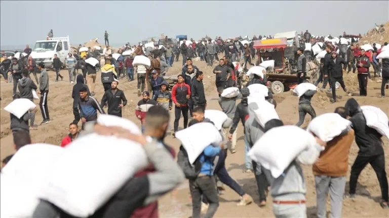 ترامب يعترف: المجاعة في غزة حقيقية.. وإسرائيل تخطط لاحتلال القطاع بالكامل