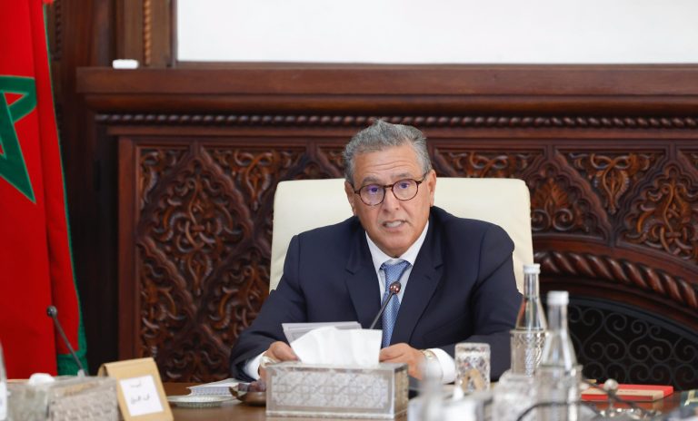 أخنوش: الحكومة ستعمل على تحسين جودة التغطية والأنترنت بجلّ مناطق المغرب