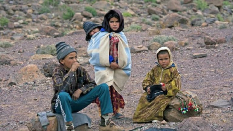 تقرير يكشف هشاشة الوضع المعيشي بالمغرب ودعوات لإجراءات استعجالية واستجابة واقعية