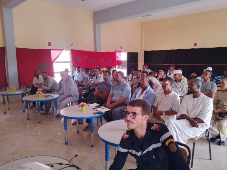 تكوين بأكدز لرفع جاهزية المتطوعين لمكافحة حرائق الواحات وسط مطالب بتعزيز الإمكانيات