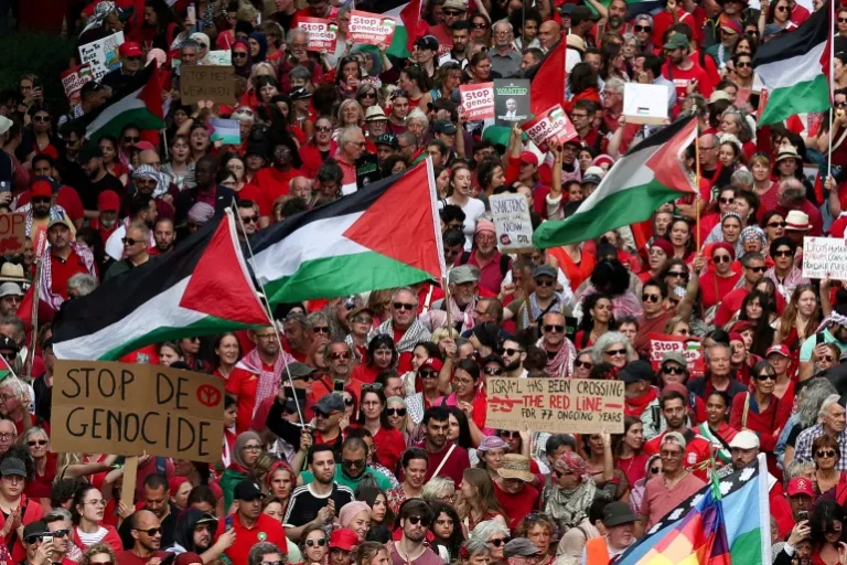 الاعتراف المتزايد بدولة فلسطين.. كيف أنهت غزة عقودا من الدعم الغربي المطلق لإسرائيل؟