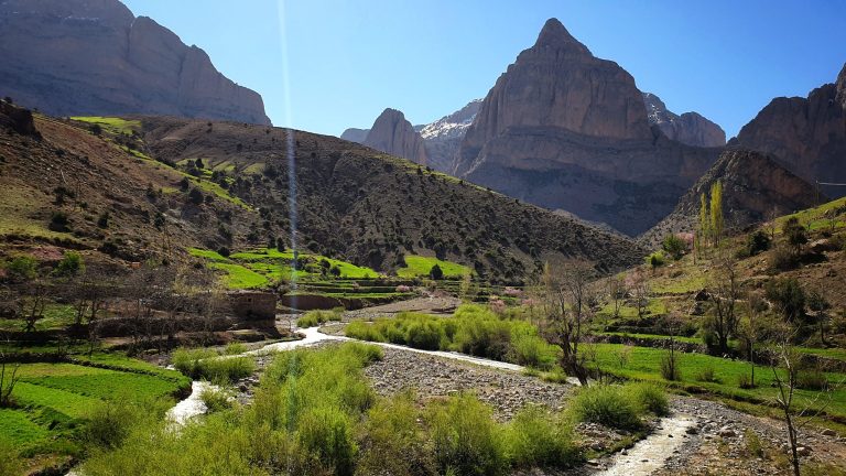 أزيلال.. كنوز الطبيعة تصطدم بواقع إقليم يسكن فوق ثروة منسية