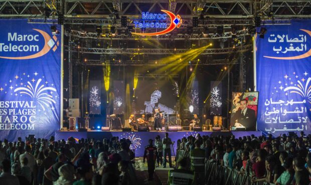 مهرجان شواطئ اتصالات المغرب يواصل جولته ويستعد لافتتاح منصات جديدة بمرتيل والسعيدية والناظور