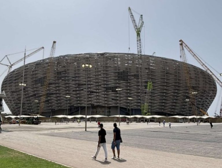 ملعب الرباط العالمي ينتظر تدشين جلالة الملك قبيل مباراة المغرب ضد النيجر