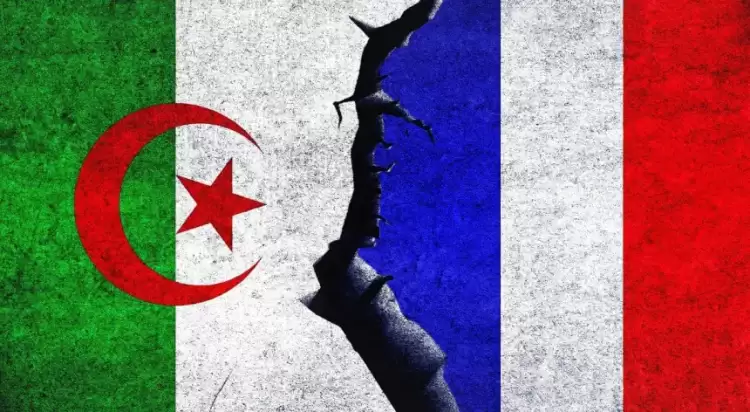 فضيحة دبلوماسية.. فرنسا تصدر مذكرة توقيف دولية بحق نائب السفير جزائري السابق بباريس بتهمة تشكيل عصابة ذات طابع إرهابي